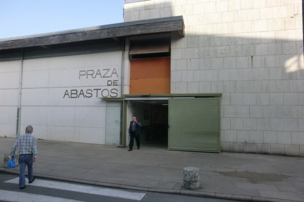 Inauguración do novo espazo comercial da Praza de Abastos de Bueu