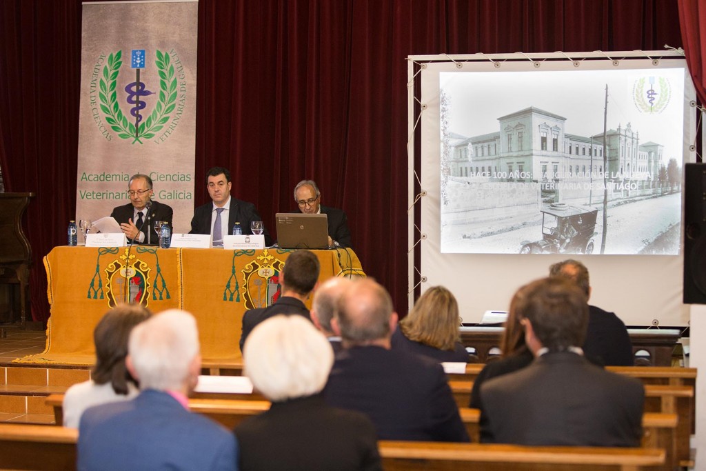 Sesión-académica-solemne-conmemoración-centenario-Escola-Veterinaria-Galicia
